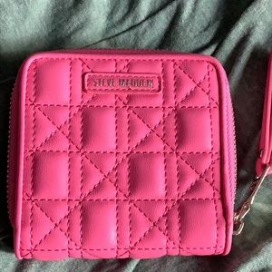 Steve Madden pink wallet nwot